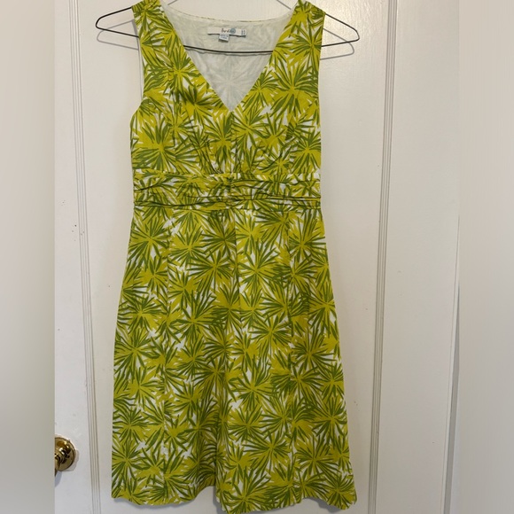 Boden Lime Green Sleeveless Midi Floral Dress 2P - Picture 1 of 4